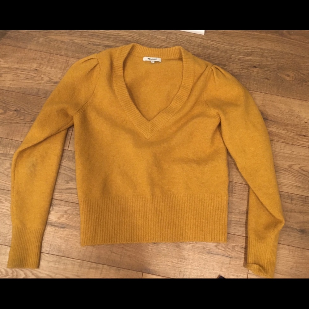 Mustard yellow sweater